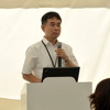 メルセデスベンツ日本トレーニング部の角南実氏は、同社の安全に対する取り組みと最新装備の技術的な説明を行った