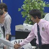 こうのとり3号機が再突入し、ミッション完了を喜ぶHTV運用管制室の様子