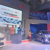 ダイハツ工業とトヨタ自動車は、ジャカルタで新興国向けの新型コンパクトカーを発表
