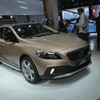 ボルボ V40 クロスカントリー（パリモーターショー12）