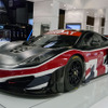 ブリティッシュ・フラッグに身を包んだFIAのGTシリーズレース向け車両MP4-12C GT3