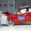 米国IIHS（道路安全保険協会）が行ったダッジ ダートの衝突テスト