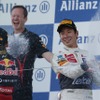 【F1 日本GP】3位入賞の可夢偉、ファンに感謝のウィークエンド［写真蔵］