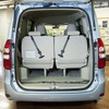 トヨタ ノア サイドリフトアップシート車（標準タイプ）　荷室