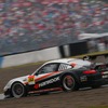 【SUPER GT 最終戦】GT300は峰尾/横溝組のポルシェが逆転でタイトル制す［写真蔵］