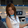 【東京モーターショー04】コンパニオン写真蔵…見ないでっ!