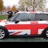 MINI、世界最多乗車ギネス記録を更新…28人