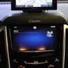キャデラック・SRXクロスオーバーのCUE操作パネル