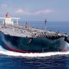 大型原油タンカー