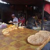 新疆南路を行く（15）　クチャ　バザールの朝食