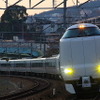 JR西日本と近畿車輛が共同で次世代車両の走行試験
