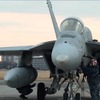 VFA27の太平洋横断航空機移送（動画キャプチャ）