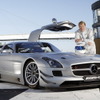 メルセデスベンツSLS AMG GT3とミカ・ハッキネン選手