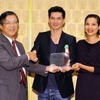 日本観光局、タイ人訪日促進で人気俳優ら表彰