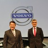 ボルボ・カー・ジャパン代表取締役社長のアラン・デッセルス氏（左）と、ボルボ・カー シニアセーフティエンジニアのステファン・ライバーグ氏(右)