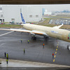 テストの為に搬送されるA350 XWB