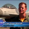 F-16のデモンストレーション飛行（動画キャプチャ）