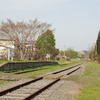 今も残っている南部縦貫鉄道の線路。ここをレールバスが走る