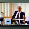 ビデオ映像を通して、BOSEが手掛けるオートサウンドシステムのコンセプトについて語るボーズ博士