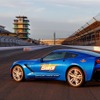 新型シボレー コルベット のインディ500ペースカー
