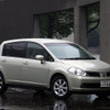 【インプレ'04】小沢コージ　日産『ティーダ』 やっと出たマトモな小さい高級車