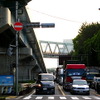 国道357号千葉方面　夢の島交差点手前の渋滞　高架部分が新木場立体