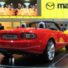 【ジュネーブモーターショー05】マツダ ロードスター/MX-5、なぜここで発表?