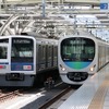 2013年度は30000系（右）を28両増備。6000系（左）は車内設備の改良が引き続き実施される。