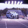 【自動車アセスメント2004】写真蔵…衝撃で吹っ飛ぶ ラフェスタ