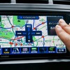 本体右下に設置されたセンサーにより手の「かざし」を検知してメニューを表示する「ランチャーメニュー」
