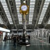 写真の「時空の広場」など11カ所で公衆無線LANサービスが利用できる。