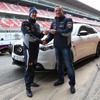 インフィニティからFXベッテルエディションをプレゼントされたベッテル選手