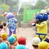 バットのびしょぬれ夏休み！地元園児が体験