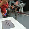 ホンダ ASIMO 実証実験