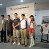 左から富士スピードウェイの堤健吾社長、デュバル選手、ロッテ ラー選手、中嶋一貴選手（スーパーフォーミュラ 第3戦）