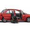 バリアフリー2005、三菱自動車が ランサー など5台を出展