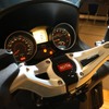 ベスパ946発表会にて同時展示された アプリリア SRV850