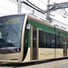 阪堺電軌が導入する超低床式LRVの1001形「堺トラム」。8月25日から営業運転を開始する。