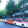 バンコクのタクシー約１００台、ＬＰＧ値上げに抗議