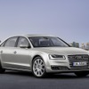 アウディ A8L  W12クワトロ