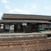 常総線の騰波ノ江駅（2008年7月）。現在は新しい駅舎に建て替えられている。