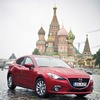 ロシアの首都、モスクワに到着した新型マツダアクセラ