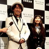 TOYOTA「WISH presents白黒歌合戦」の発表イベント後、記者陣の取材を受けるナオト・インティライミさんとトミタ栞さん