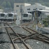 早雲の里荏原駅のホームから車両基地の井原コントロールセンターを望む。イベント当日は車両基地に直接アクセスする無料臨時列車も運転される予定。
