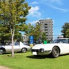 トヨタ・2000GT（右）とトヨタ・スポーツ800（左）