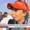 シモーナ・デ・シルベストロ（動画キャプチャ）