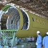 MRJ、飛行試験機初号機の最終組立開始