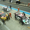 LMGTE-Proクラスを戦う2台のポルシェと、LMGTE-Amクラスのコルベット。