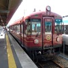 観光列車『丹後あかまつ』で運用されているKTR700形の改造車「あかまつ」。