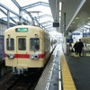 西鉄貝塚線は西鉄新宮行き1本を終列車後に増発。箱崎線の増発列車からの接続を受ける形になる。